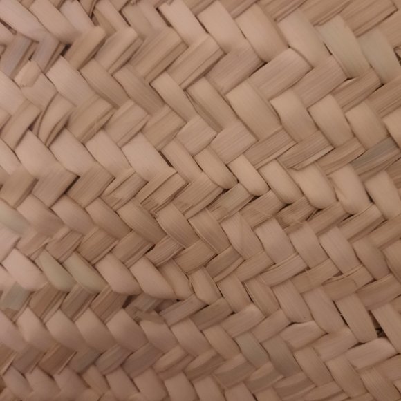 French Summer beach handwoven market bag backpack with adjustable straps. - Picture 6 of 8